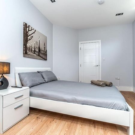 Modern Apartment In East London Ngoại thất bức ảnh